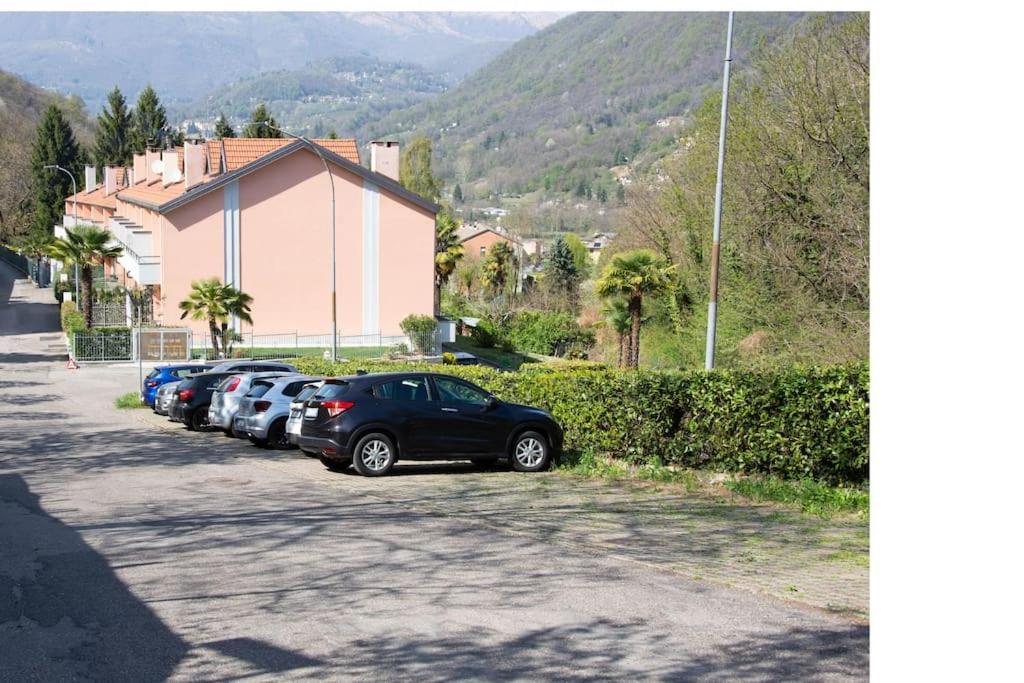 Ca' Gialla 2 - Sul Lago Di Lugano, Terrazza E Parcheggio - Cadegliano Viconago Buitenkant foto